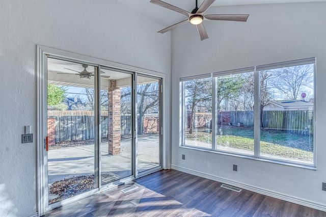 1929 Guilford Court, Norman, OK 73072