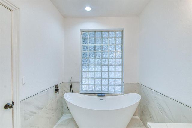 1929 Guilford Court, Norman, OK 73072