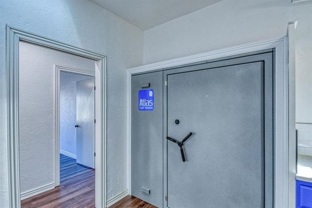 1929 Guilford Court, Norman, OK 73072