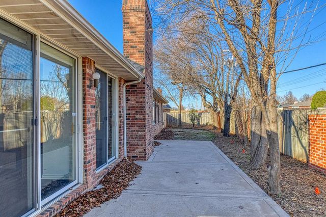 1929 Guilford Court, Norman, OK 73072