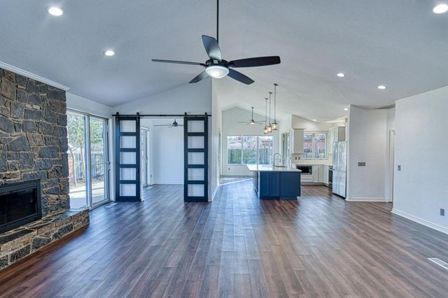 1929 Guilford Court, Norman, OK 73072