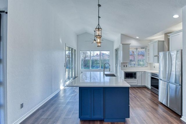 1929 Guilford Court, Norman, OK 73072