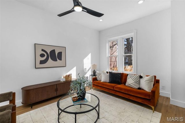 3408 Winnebago Street, St Louis, MO 63118