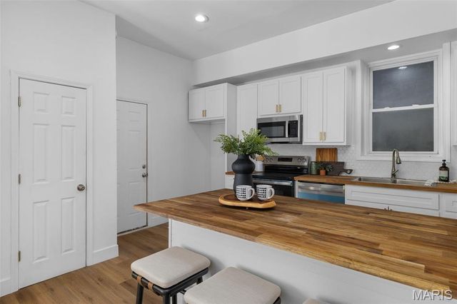 3408 Winnebago Street, St Louis, MO 63118