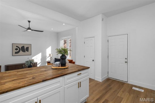 3408 Winnebago Street, St Louis, MO 63118