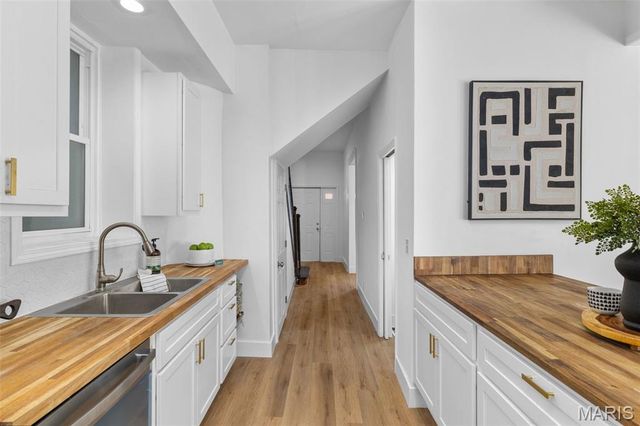 3408 Winnebago Street, St Louis, MO 63118