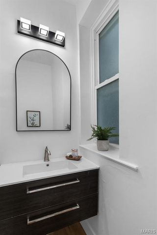 3408 Winnebago Street, St Louis, MO 63118