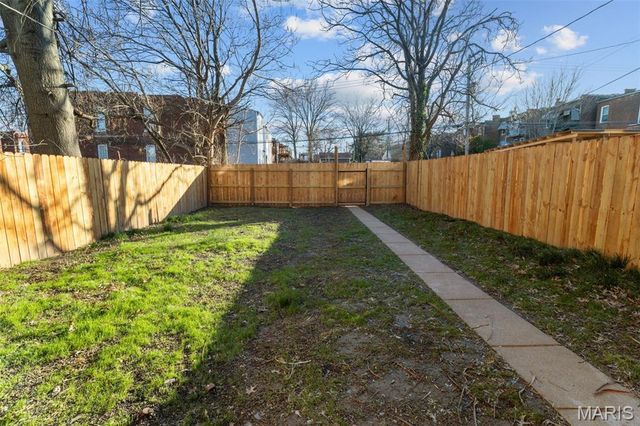 3408 Winnebago Street, St Louis, MO 63118