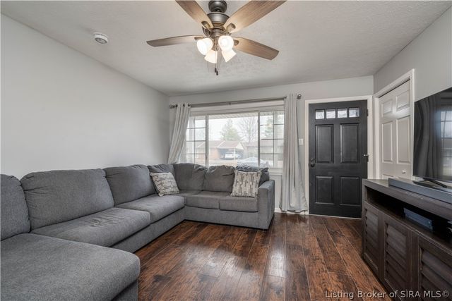 3007 Sherman Drive, Jeffersonville, IN 47130