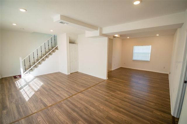 410 ARROYO LANE, Daytona Beach, FL 32114