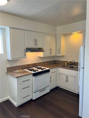 4653 Fulton Avenue 10, Sherman Oaks, CA 91423