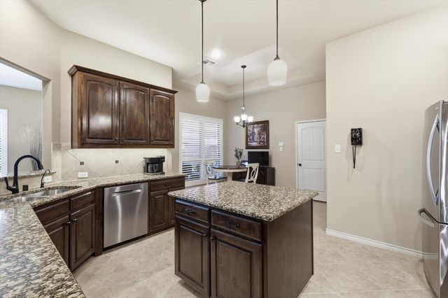 905 Deer Ridge Trail, Mckinney, TX 75072