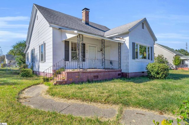 26 Moody Street, Greenville, SC 29611