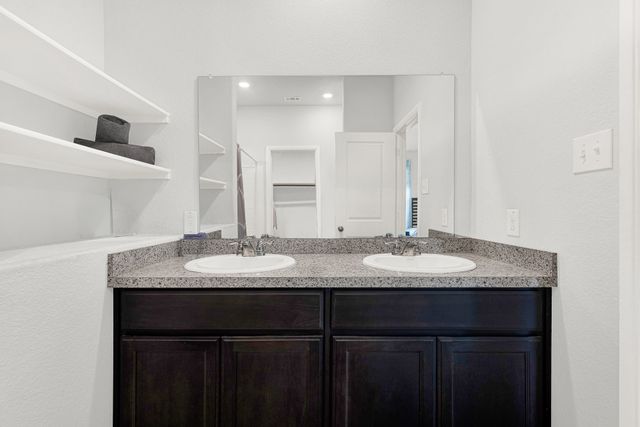 9705 Snowbell Lane, Fort Worth, TX 76036