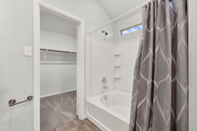 9705 Snowbell Lane, Fort Worth, TX 76036