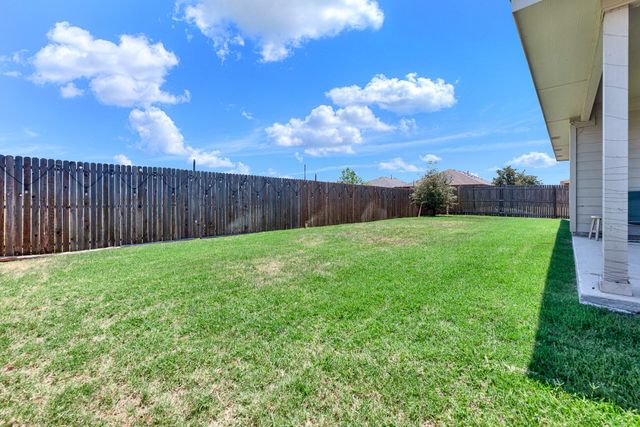 9705 Snowbell Lane, Fort Worth, TX 76036