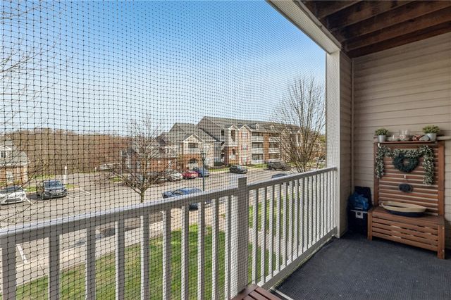 1009 Stockton Rdg, Cranberry Twp, PA 16066