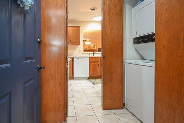88 SPENCER VILLAGE COURT, Appleton, WI 54914