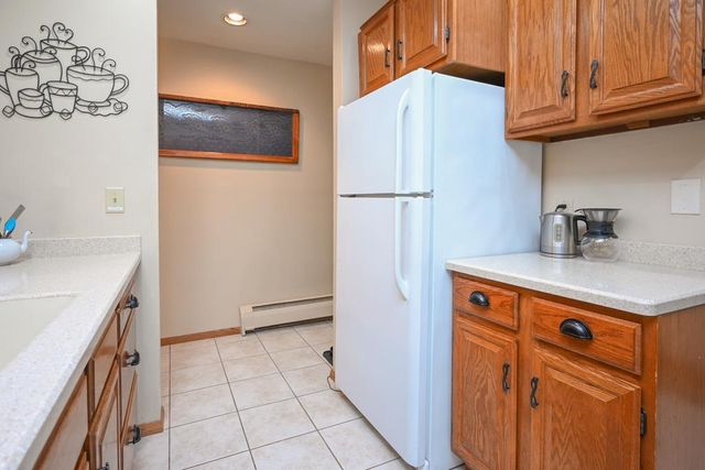 88 SPENCER VILLAGE COURT, Appleton, WI 54914