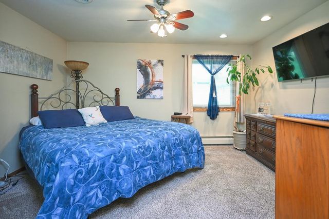 88 SPENCER VILLAGE COURT, Appleton, WI 54914