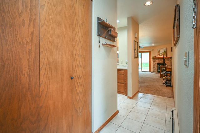 88 SPENCER VILLAGE COURT, Appleton, WI 54914