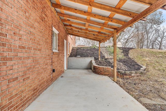 1462 Lakeridge CIR, Troutville, VA 24175