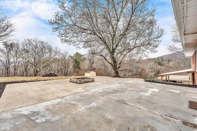 1462 Lakeridge CIR, Troutville, VA 24175