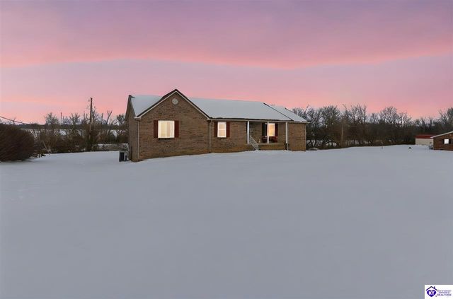 82 N Sunset Avenue, Cecilia, KY 42724