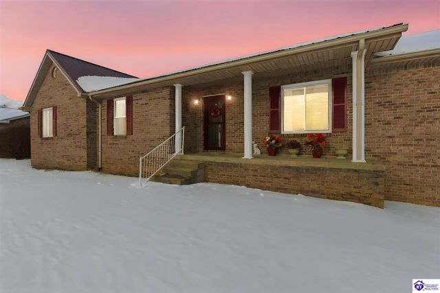 82 N Sunset Avenue, Cecilia, KY 42724