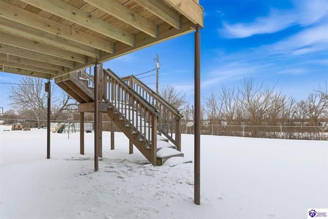 82 N Sunset Avenue, Cecilia, KY 42724