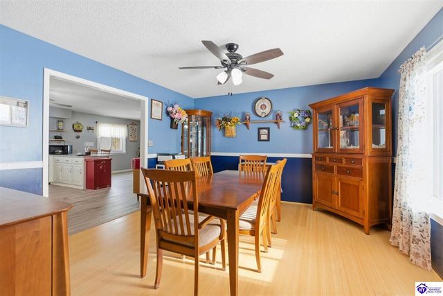 82 N Sunset Avenue, Cecilia, KY 42724