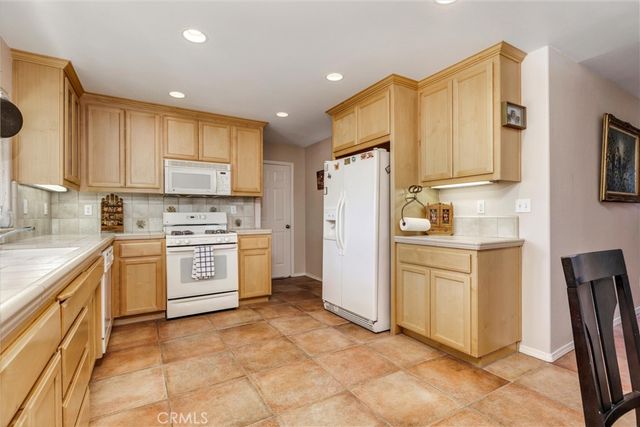 5055 Rancho La Loma Linda Drive, Paso Robles, CA 93446