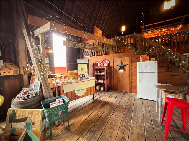 6800 State Route 89, Romulus, NY 14521