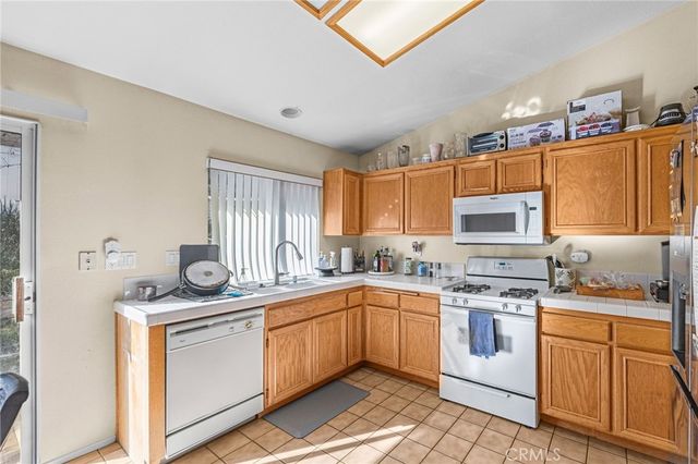 1078 Cornerstone Way, Corona, CA 92878