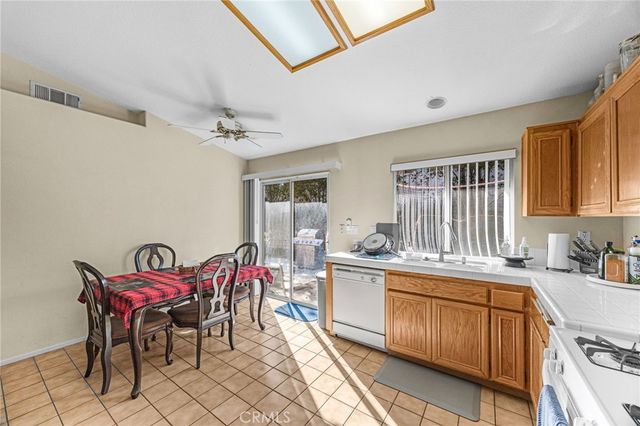 1078 Cornerstone Way, Corona, CA 92878