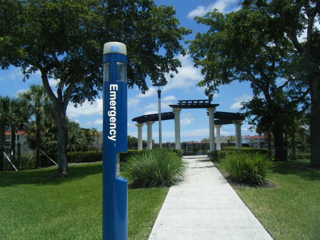8020 Sunrise Lakes Drive N 111, Sunrise, FL 33322