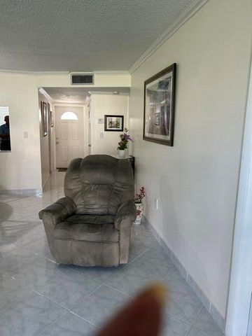 8020 Sunrise Lakes Drive N 111, Sunrise, FL 33322