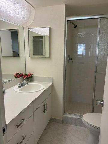 8020 Sunrise Lakes Drive N 111, Sunrise, FL 33322