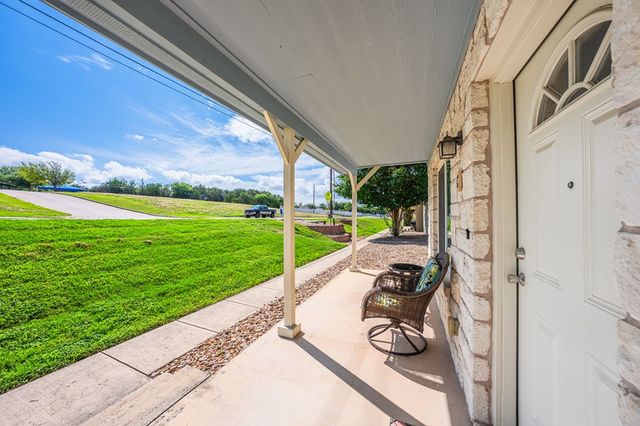 2314 C Sailing Way, Kerrville, TX 78028