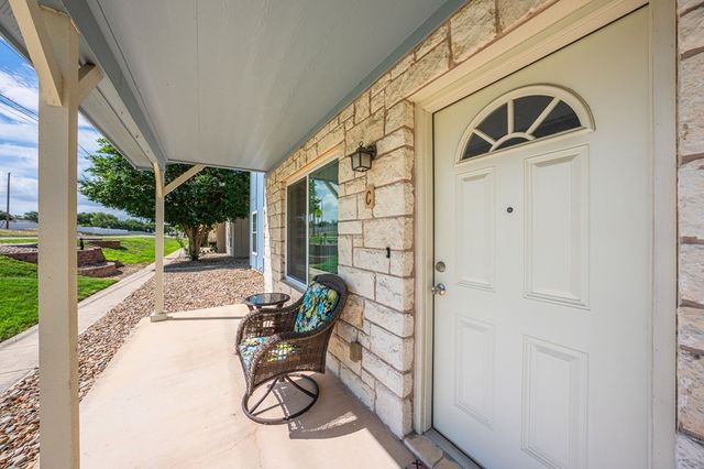 2314 C Sailing Way, Kerrville, TX 78028