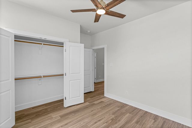 2905 Brazos River Drive, Granbury, TX 76048