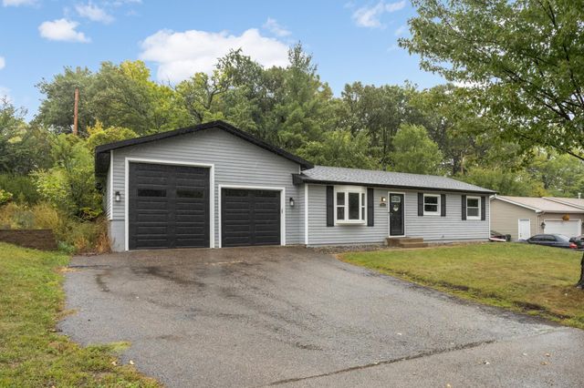 3937 77th Street E, Inver Grove Heights, MN 55076