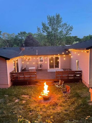 3937 77th Street E, Inver Grove Heights, MN 55076