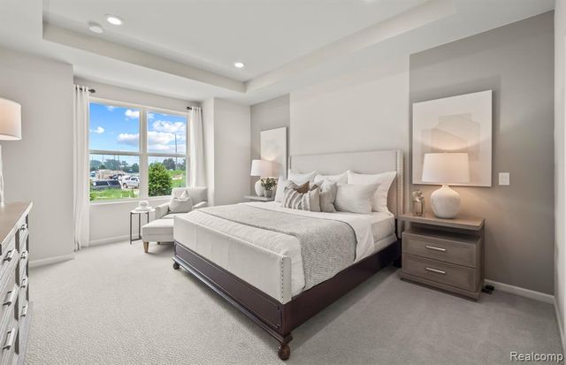 42760 Arbor Drive, Clinton Township, MI 48038