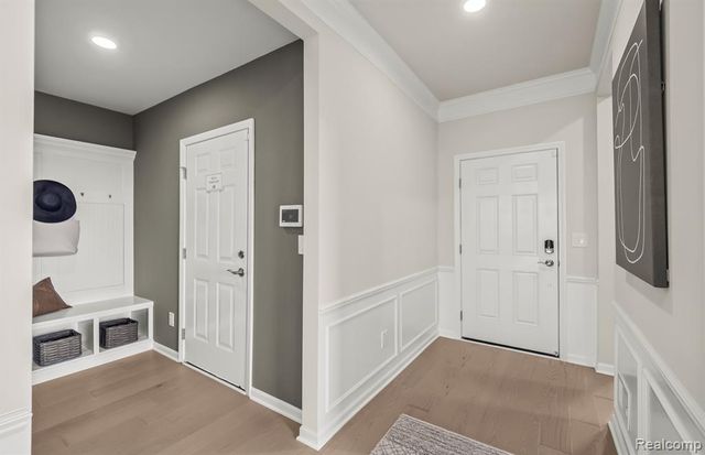 42760 Arbor Drive, Clinton Township, MI 48038