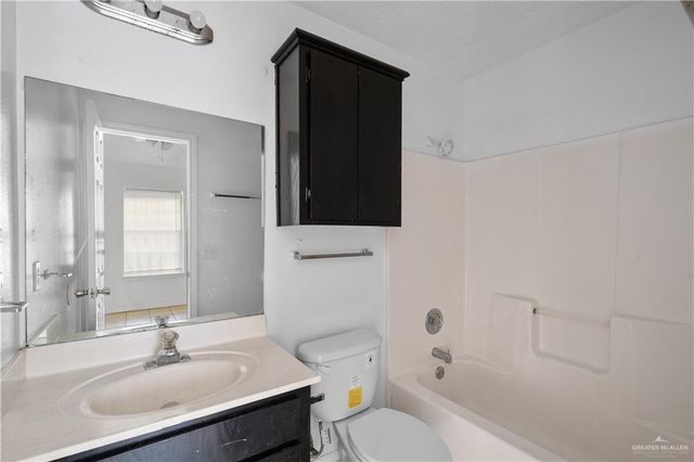 1219 W Carmen Avenue 1, Edinburg, TX 78541