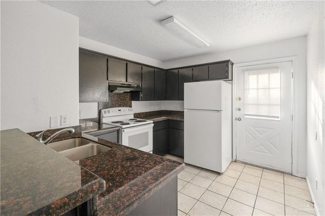 1219 W Carmen Avenue 1, Edinburg, TX 78541