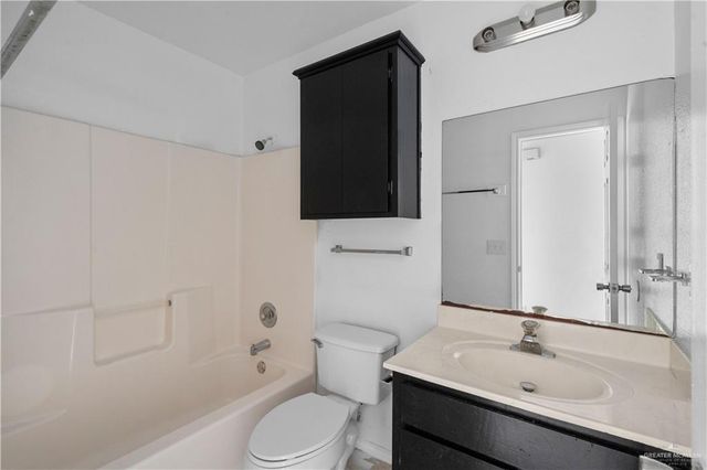 1219 W Carmen Avenue 1, Edinburg, TX 78541