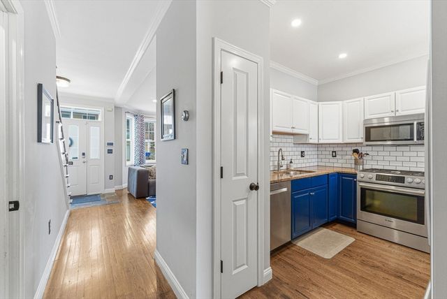 6 Millmont 6, Boston, MA 02119