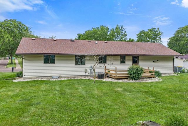 1225 17th Street, Reedsburg, WI 53959